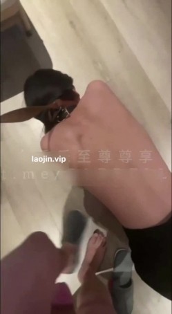陕西暴力大神，【383s】付费VIP福利，女大学生，人妻少妇，良家私下淫荡 截图14