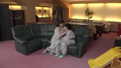 DANDY-914 「おちんちん大きくさせてごめんね」子供だから大丈夫だろうと女湯に一緒に入った甥っ子がおっぱいだらけの状況にフル勃起！慌てた叔母さんがこっそり抜いてくれました 截图4