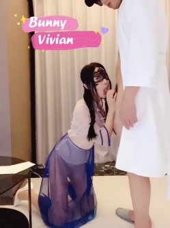 【极品反差婊】推特女神爱丝袜Vivian姐定制版主题系列-民国小姐姐 穿越时空的爱恋 制服诱惑各式操 截图3