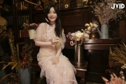 【顶级核弹】最新顶级JVID新晋SSS极品女神 璃奈酱 完美女神的性爱幻想 指奸神鲍极度诱惑超顶 截图7