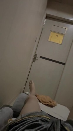 178胸膜！~【傲胸新木优子】，KTV土豪淫乱，高端酒店会牛郎！夜生活真是丰富，之前还爱装逼不脱呢 截图5