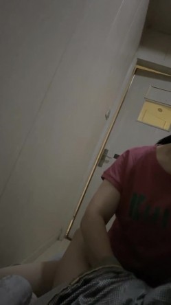 178胸膜！~【傲胸新木优子】，KTV土豪淫乱，高端酒店会牛郎！夜生活真是丰富，之前还爱装逼不脱呢 截图8
