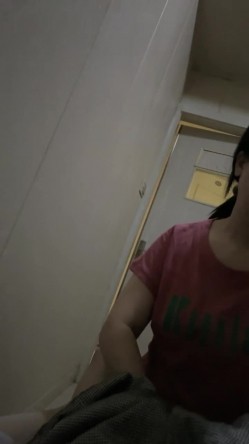 178胸膜！~【傲胸新木优子】，KTV土豪淫乱，高端酒店会牛郎！夜生活真是丰富，之前还爱装逼不脱呢 截图9