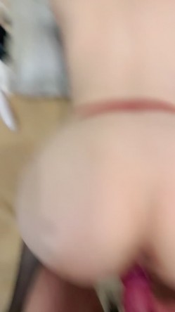 极品模特般的女神，【泡芙】，真的是漂亮，明星脸，好逼被狗操了，看得让人心痛，还是无套 截图14