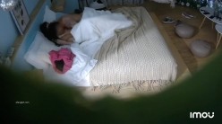 《乐橙云破解》小哥情趣酒店约炮极品美少妇可惜鸡巴不顶用连试了几次都不行 截图3