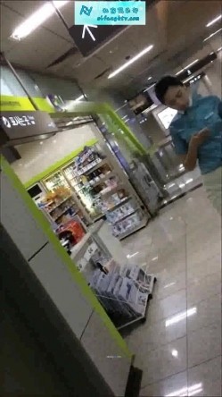 【真实空姐】各大航空美丽空姐不欲人知的真实反差 截图3