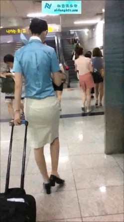 【真实空姐】各大航空美丽空姐不欲人知的真实反差 截图5