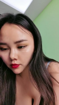 极品导弹巨乳主播【38H罩杯妹妹】挤奶诱惑超长100小时源码录制直播合集 截图8