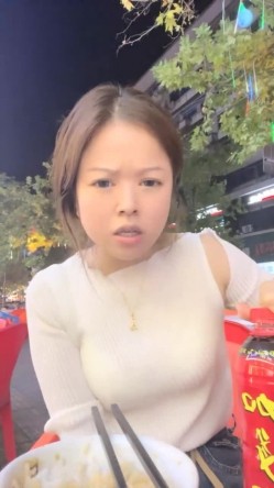 酒店女神，醉生梦死的每一天，羡煞众人，【03年安琪拉表妹】，夜店狂欢，喝醉都吐了，酒店啪啪 截图10