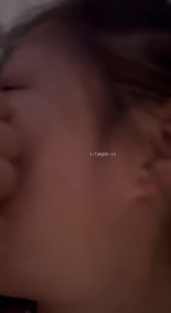 【极品泄密】3位极品学妹与1孕妇原档泄密 截图13
