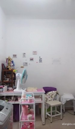 【黑妹奔波】真实人妻下海自慰，大黑牛喷水，三五种性玩具玩到爽飞，‘不行啦不行啦，不能叫太大声了，等下被隔壁听到好尴尬’！ 截图16