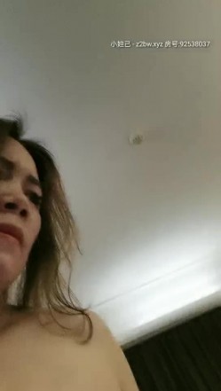 美乳骚妇天天操【爱穿丝袜的少妇】爆裂灰丝小骚货约操羞涩粉丝男 多姿势爆操最后口爆吞精射了好多 截图12