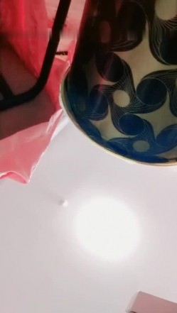 高颜值大奶眼镜妹子道具自慰喷水棉袜椅子上按摩器插入 摩擦高潮喷水呻吟娇喘非常诱人 截图12