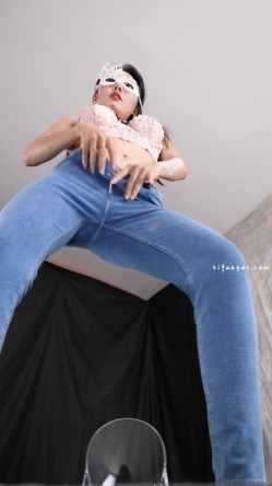 顶格尺度纱姬舞团，女神模特【馨儿】又名PANS美惠子，超清4K特写裸舞 截图5