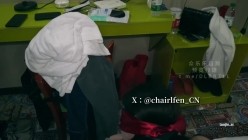 推特泡良大神，【周慕云】，33岁良家人妻出轨，这奶子是真大，半露脸，老A8在床上的战斗力果然非凡！ 截图14