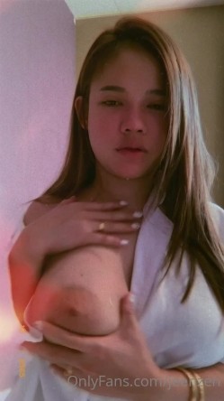 明星颜值，极品巨乳肥臀女神【jeenzen】，被金主包养，日常各种性爱，全程无尿点 截图5
