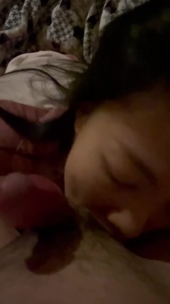 某三甲医院极品反差婊护士吴新园遭绿帽老公泄密流出最爱吃大屌医院取精JK制服啪啪内射 截图11
