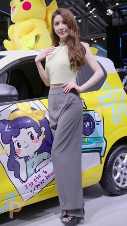 车展短裙长腿性感特写 截图15
