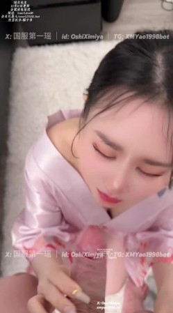 推特性爱大师95后绿帽情侣美腿女王「汐梦瑶」《和服人妻》老公忙了一整天，回到家当然要连包皮垢都乖乖他清理干净 截图1