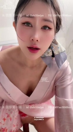 推特性爱大师95后绿帽情侣美腿女王「汐梦瑶」《和服人妻》老公忙了一整天，回到家当然要连包皮垢都乖乖他清理干净 截图7