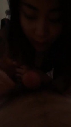 开好房等珠宝店的少妇下班，美滋滋的口活儿，无套干炮，操得她爽歪歪！ 截图6
