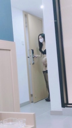 超顶级绿帽博主，【暖暖小淫妻】上，看老婆被各单男干，这么极品的老婆太少见了 截图2