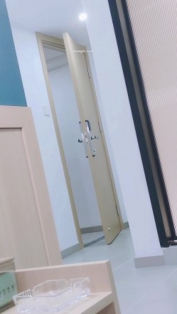 超顶级绿帽博主，【暖暖小淫妻】上，看老婆被各单男干，这么极品的老婆太少见了 截图8