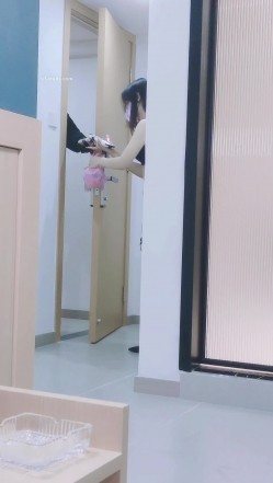 超顶级绿帽博主，【暖暖小淫妻】上，看老婆被各单男干，这么极品的老婆太少见了 截图14