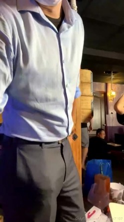 泡良大神性爱救火队「偷妳Tony」OF日常约炮露脸私拍 众多良家学生模特网红拜倒在炮王牛仔裤下 截图1