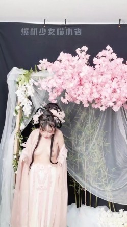 稀有露脸 高端摄影ACG业界女神爆机少女 喵小吉 古风画作《清平乐》汉服美妆仙女 性感诱人白虎胴体妙哉 截图10