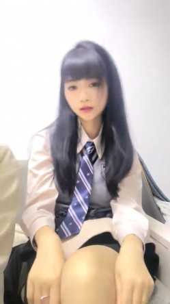 梦寐以求的多位校花级美女 【喜】收费房 无套开干 截图4