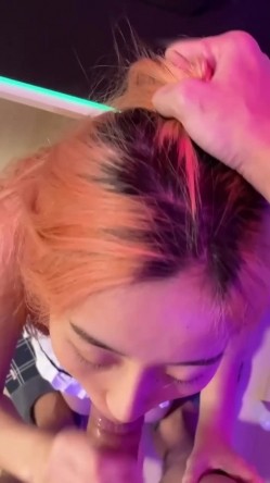 极品网红美少女，口活男友，活灵活现的嘴巴 吧唧吧唧口，渴望吃精液吞精！ 截图7
