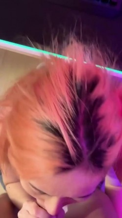 极品网红美少女，口活男友，活灵活现的嘴巴 吧唧吧唧口，渴望吃精液吞精！ 截图13