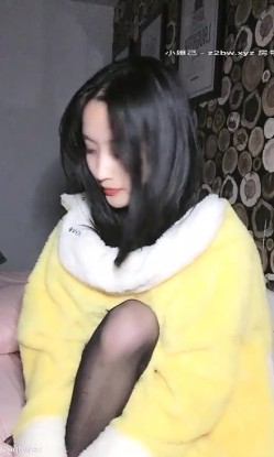 【胸模冠军G奶】新人极品美女3P口交操逼假大屌自慰 爆裂黑丝姐妹花分享一个男友 激情3P换着操 高清源码录制 截图12