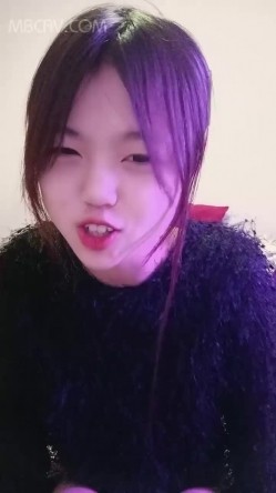 极品大奶呆萌可爱00后萝lo莉型美少女,北方妹子性情豪爽,直接脱光秀身材,小茓毛都没几根 截图4