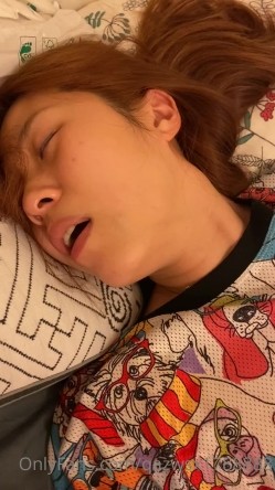 妻妈咪孕妇，实际上是个纹身打舌钉的骚逼少妇「qazwsx1788888」OF大尺度露脸私拍 截图2