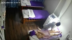新流出 ️【破解摄像头】 ️美容院高质量少妇小姐姐全身刮毛 截图6