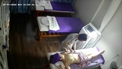 新流出 ️【破解摄像头】 ️美容院高质量少妇小姐姐全身刮毛 截图15