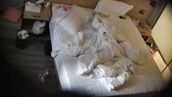 极品反差婊眼镜学妹被男友调教的像一只得心应手的小母狗各种换装毒龙高技术套鸡巴 截图12