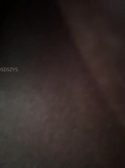 ️女大露出【Xixi-Gala】清纯样貌女大学生 私下兼职黄播 户外公园 咖啡厅 真实漏出 截图9