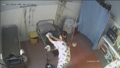 稀有黑客破解医院妇产科监控摄像头完美正面角度高清偷拍几个孕妇 最美年轻孕妇 阴蒂清晰可见 截图12