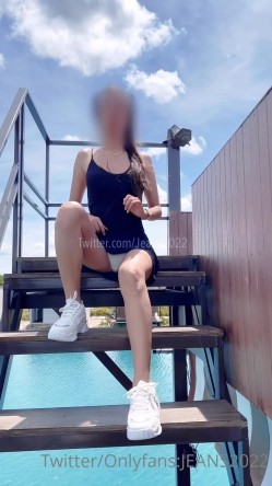 【唯美性爱】零零后泰国小只马反差纯欲小模特「jeans2022」「JAY」OF大尺度私拍，知名女网黄约炮肌肉猛男 截图4