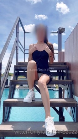 【唯美性爱】零零后泰国小只马反差纯欲小模特「jeans2022」「JAY」OF大尺度私拍，知名女网黄约炮肌肉猛男 截图15