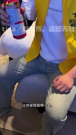 江苏90后夫妻烧婊子，【静香阿姨_缇娜小姐】付费福利，极品白富美，淫妻小少妇 截图3