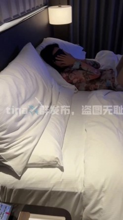 江苏90后夫妻烧婊子，【静香阿姨_缇娜小姐】付费福利，极品白富美，淫妻小少妇 截图8