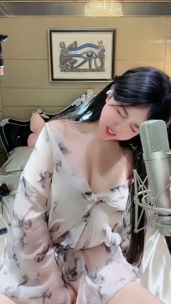 国风汉服女神！美翻了 【小宝儿】仙气飘飘 道具自慰高潮 截图9