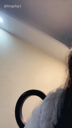 嫩妹【菲菲每天都饿】少女之心 携闺蜜一起 全裸自慰秀 极品身材大奶嫩穴 高能无尿点 截图13