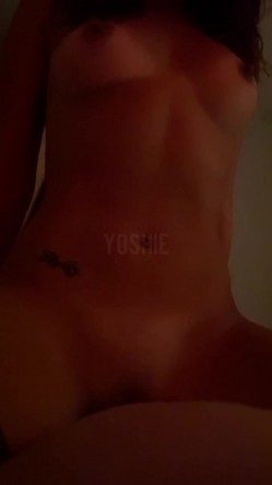 风流倜傥，推特健身男模，约炮大神【YoShiE冰块】爆肏各种美女健身婊，非常带劲儿 截图1