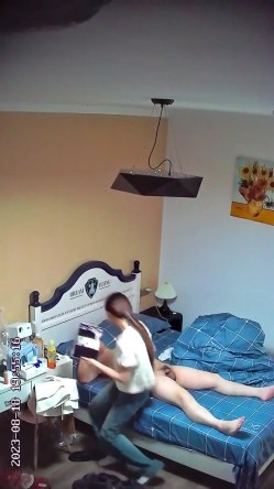 新流出酒店高清偷拍 ️学生情侣喜欢玩鸡巴白袜小女友后续连续做爱无套内射 截图11