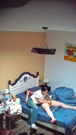 新流出酒店高清偷拍 ️学生情侣喜欢玩鸡巴白袜小女友后续连续做爱无套内射 截图12